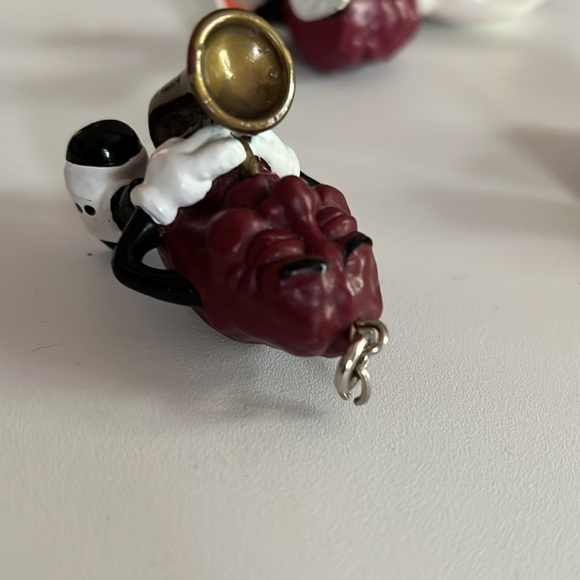 Vintage 80's California Raisins Collectable Toy Figurines - Picture 6 of 6